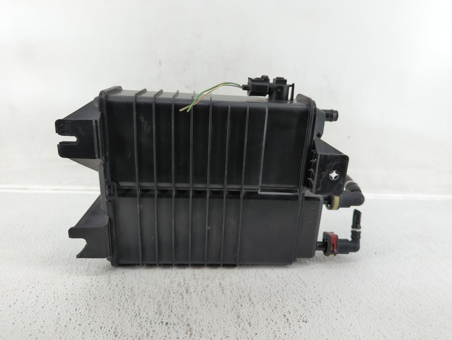 2016 Ford Focus Fuel Vapor Charcoal Canister 519831 - Oemusedautoparts1.com