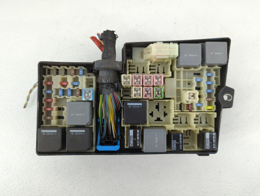 2016 Ford Focus Fusebox Fuse Box Panel Relay Module P/N:AV6T-14A067-AD AV6T-14A142-AB, AV6T-14A076-AB Fits OEM Used Auto Parts