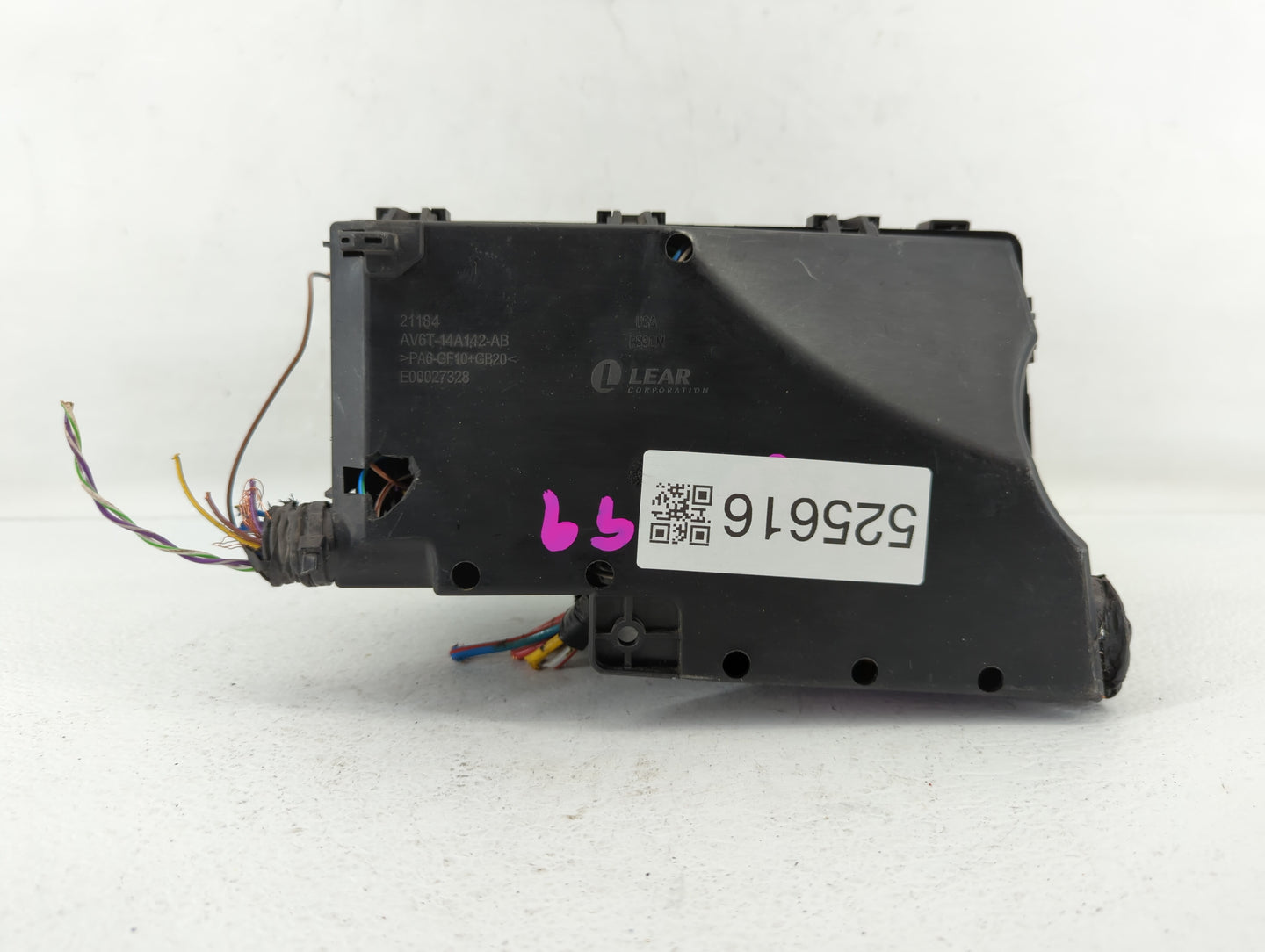 2016 Ford Focus Fusebox Fuse Box Panel Relay Module P/N:AV6T-14A067-AD AV6T-14A142-AB, AV6T-14A076-AB Fits OEM Used Auto Par