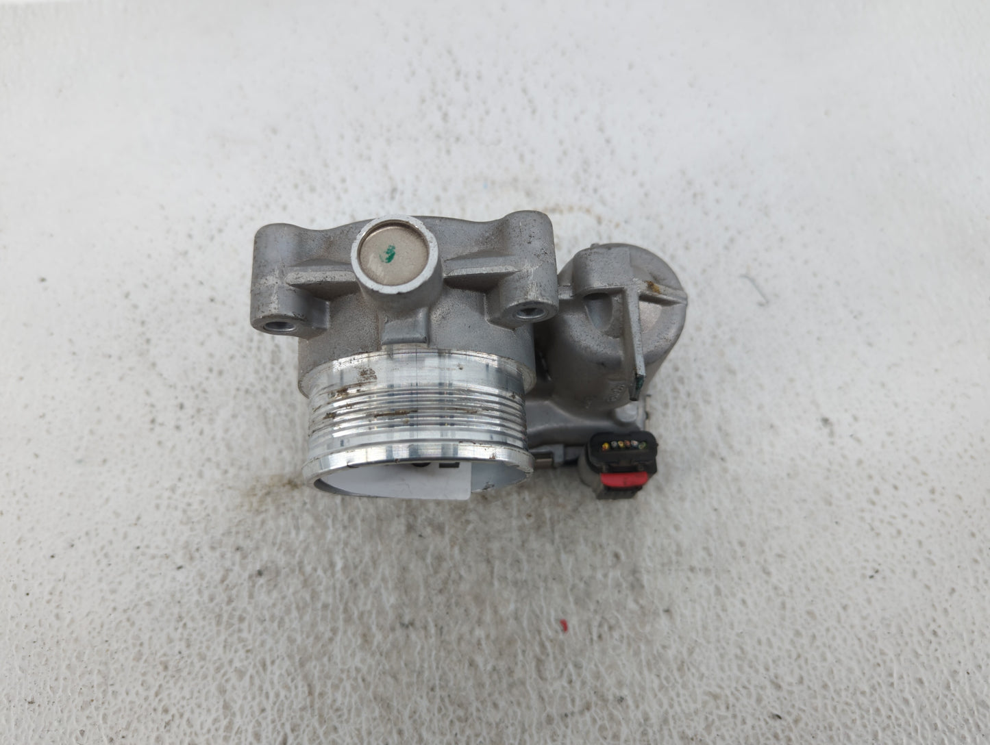2014-2018 Ford Focus Throttle Body P/N:DS7E-9F991-BB Fits Fits 2014 2015 2016 2017 2018 2019 2020 2021 2022 OEM Used Auto Pa