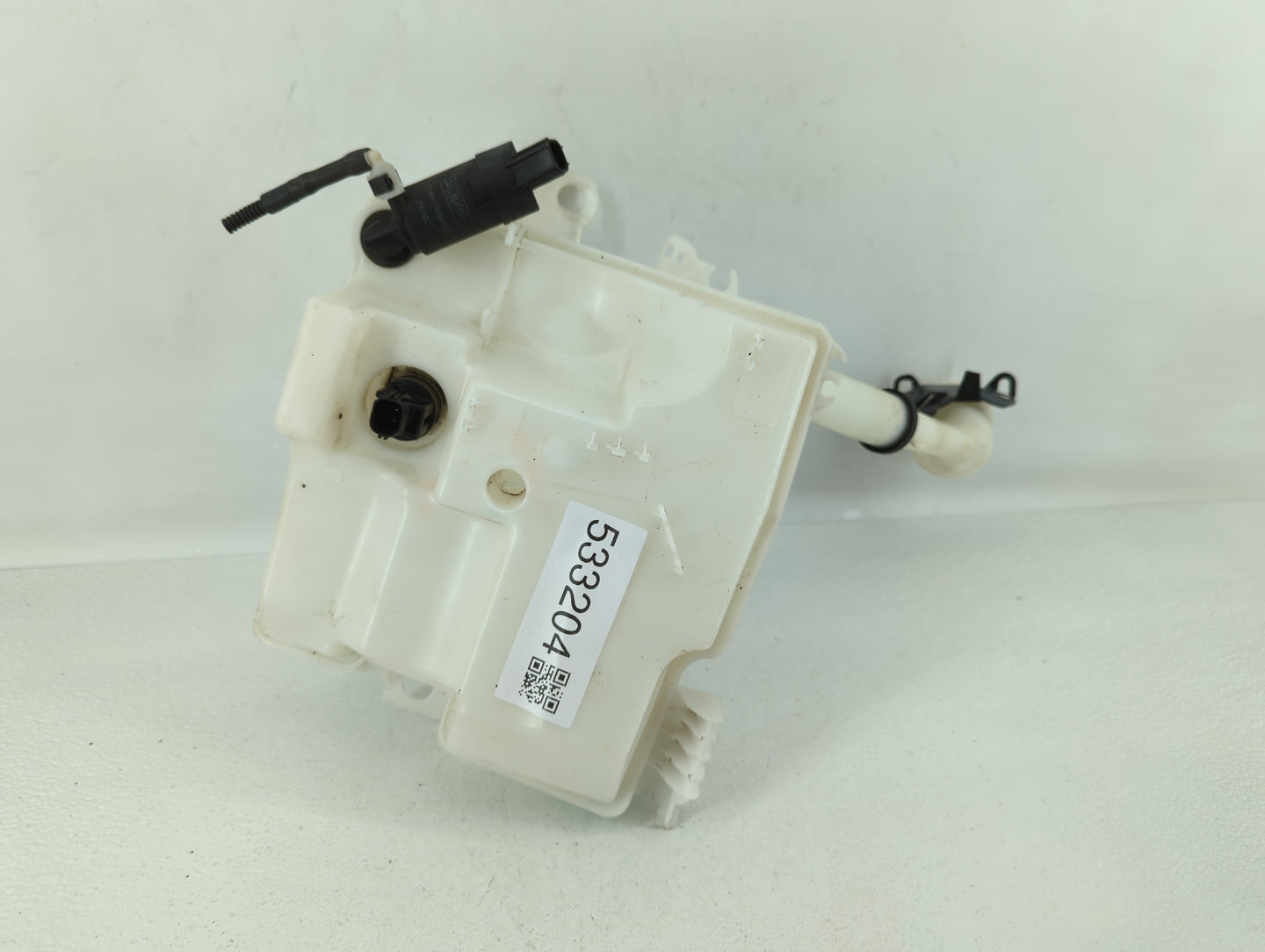 2012-2018 Ford Focus Windshield Washer Fluid Reservoir Bottle Oem - Oemusedautoparts1.com