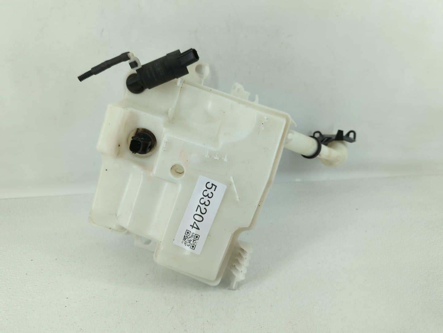 2012-2018 Ford Focus Windshield Washer Fluid Reservoir Bottle Oem - Oemusedautoparts1.com