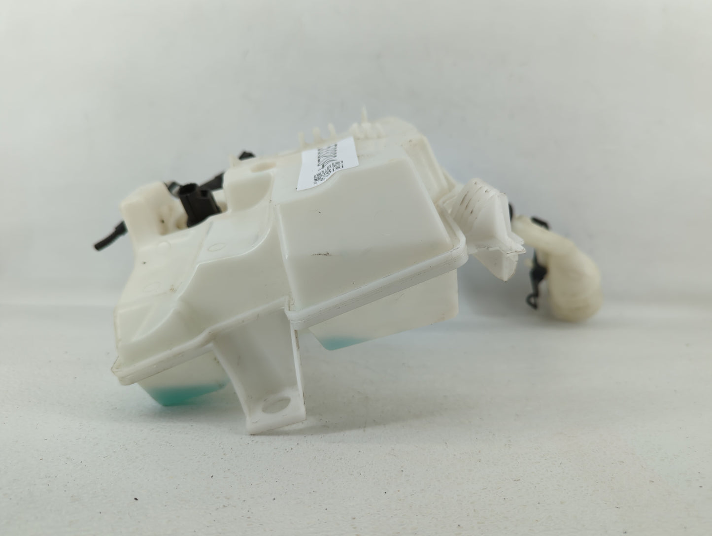 2012-2018 Ford Focus Windshield Washer Fluid Reservoir Bottle Oem - Oemusedautoparts1.com
