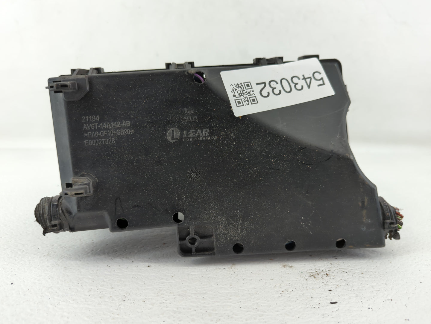 2016 Ford Focus Fusebox Fuse Box Panel Relay Module P/N:AV6T-14A067-AD AV6T-14A142-AB, AV6T-14A076-AB Fits OEM Used Auto Par