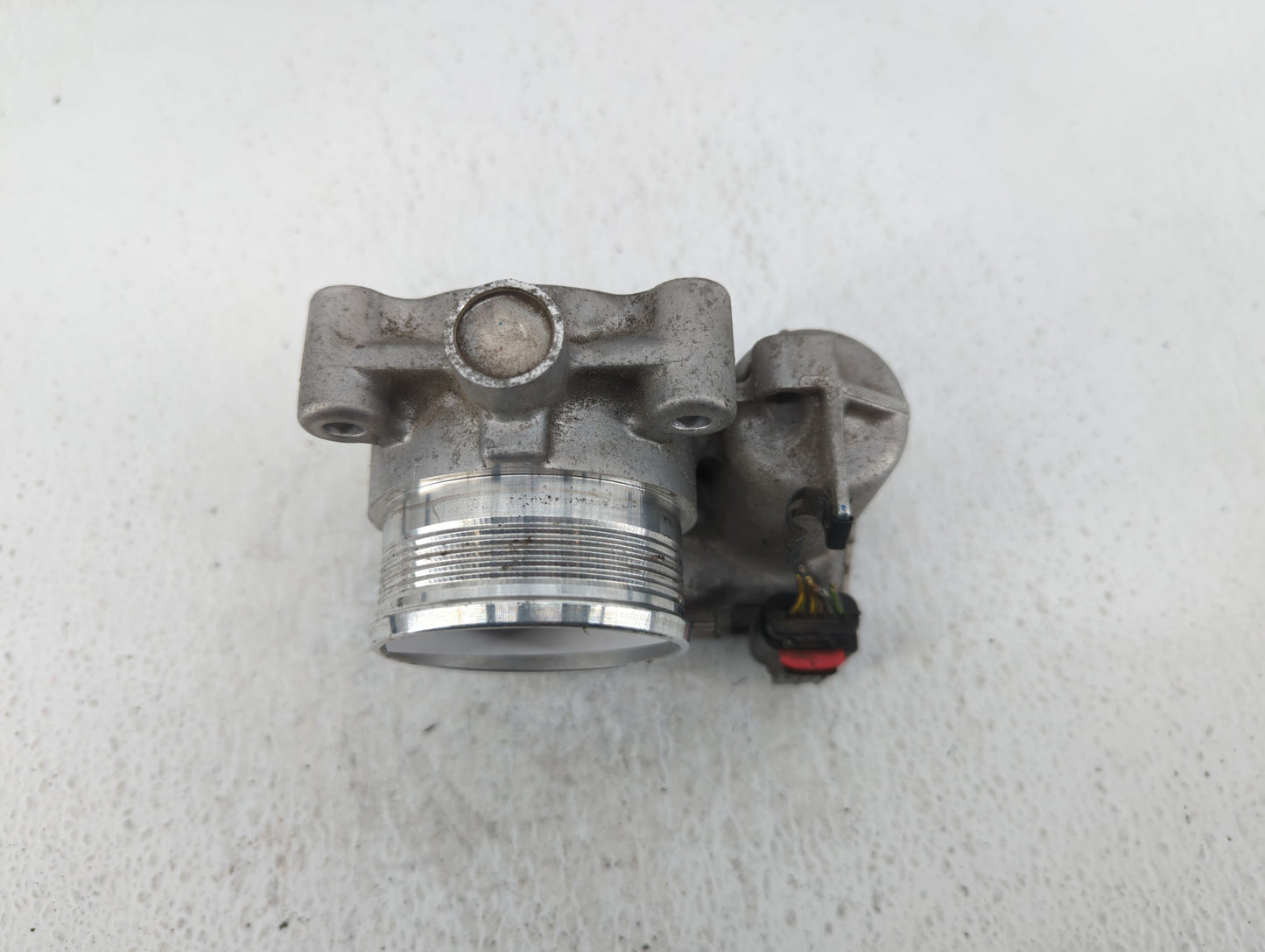 2014-2018 Ford Focus Throttle Body P/N:DS7E-9F991-BB Fits Fits 2014 2015 2016 2017 2018 2019 2020 2021 2022 OEM Used Auto Pa