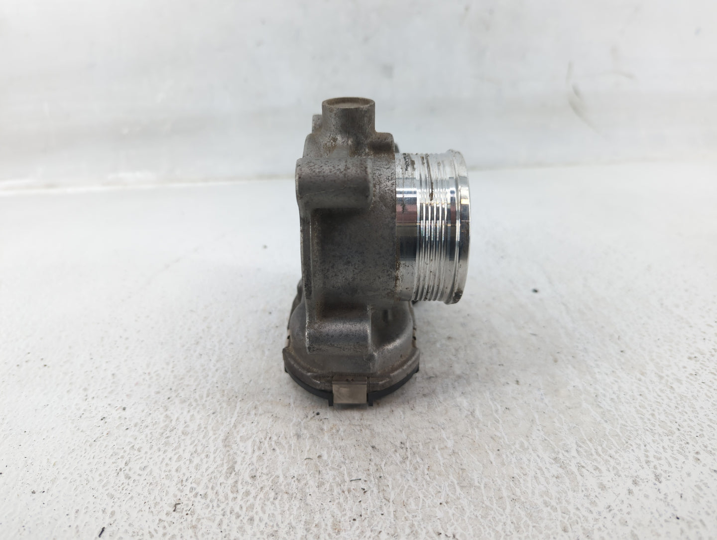 2014-2018 Ford Focus Throttle Body P/N:DS7E-9F991-BB Fits Fits 2014 2015 2016 2017 2018 2019 2020 2021 2022 OEM Used Auto Pa