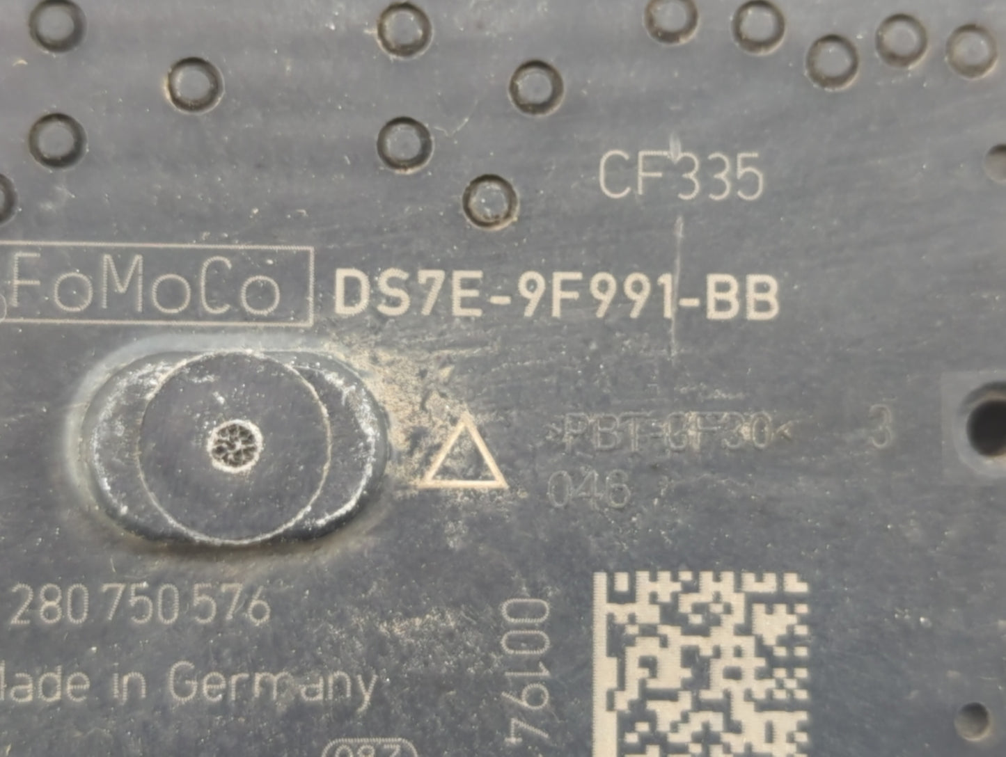 2014-2018 Ford Focus Throttle Body P/N:DS7E-9F991-BB Fits Fits 2014 2015 2016 2017 2018 2019 2020 2021 2022 OEM Used Auto Pa