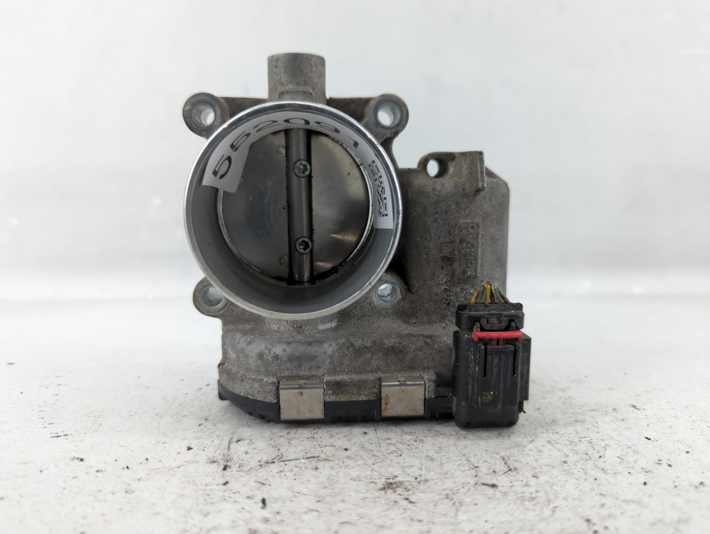 2014-2018 Ford Focus Throttle Body P/N:DS7E-9F991-BB Fits Fits 2014 2015 2016 2017 2018 2019 2020 2021 2022 OEM Used Auto Pa