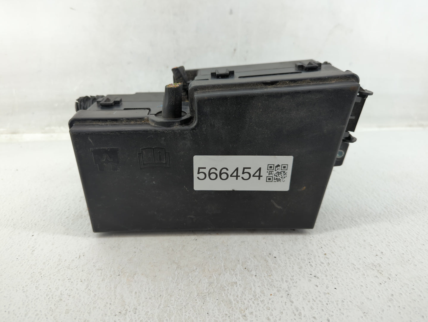 2016 Ford Focus Fusebox Fuse Box Panel Relay Module P/N:E02345500 AV6T-14A067-AD Fits OEM Used Auto Parts - Oemusedautoparts