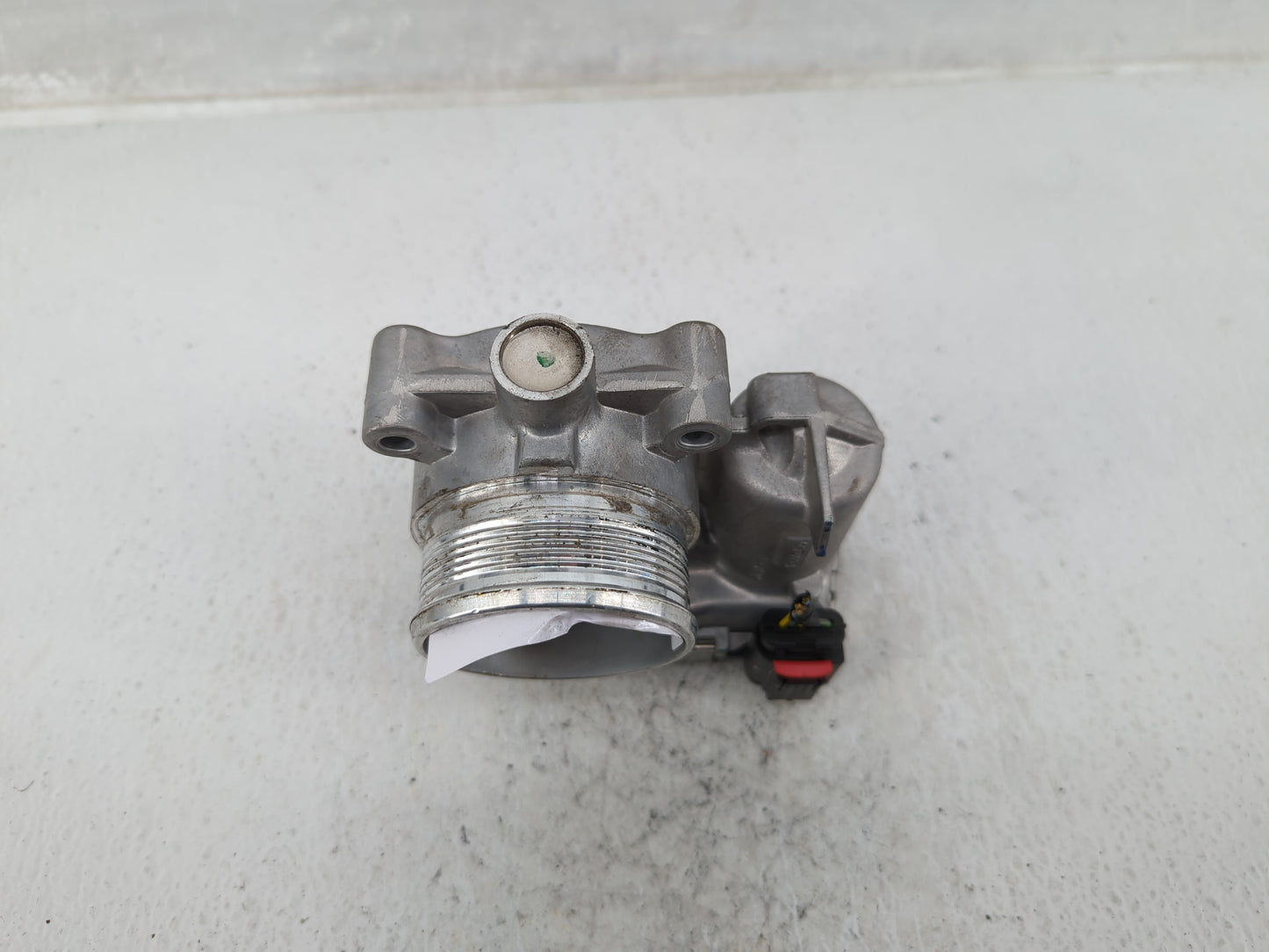 2014-2018 Ford Focus Throttle Body P/N:DS7E-9F991-BB Fits Fits 2014 2015 2016 2017 2018 2019 2020 2021 2022 OEM Used Auto Pa