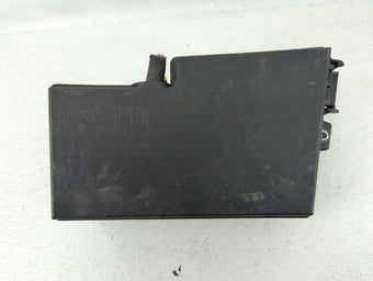compare product 2016 Ford Focus Fusebox Fuse Box Panel Relay Module P/N:AV6T-14A067-AD Fits OEM Used Auto Parts