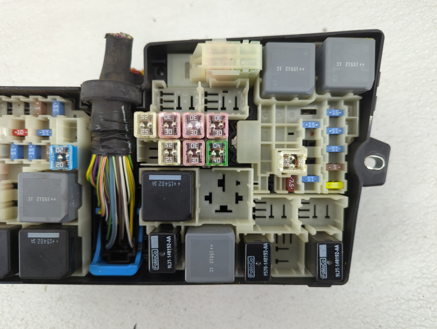 2016 Ford Focus Fusebox Fuse Box Panel Relay Module P/N:AV6T-14A067-AD Fits OEM Used Auto Parts - Oemusedautoparts1.com