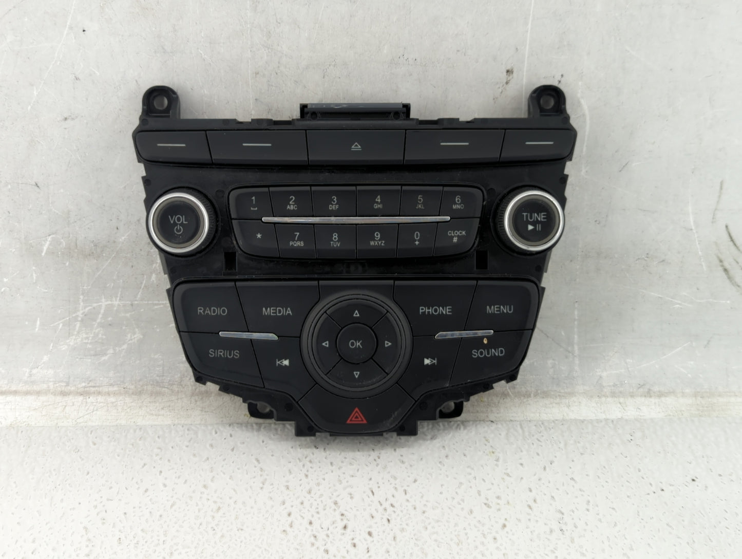 2015-2018 Ford Focus Radio AM FM Cd Player Receiver Replacement P/N:F1ET18K811KD Fits Fits 2015 2016 2017 2018 2019 OEM Used