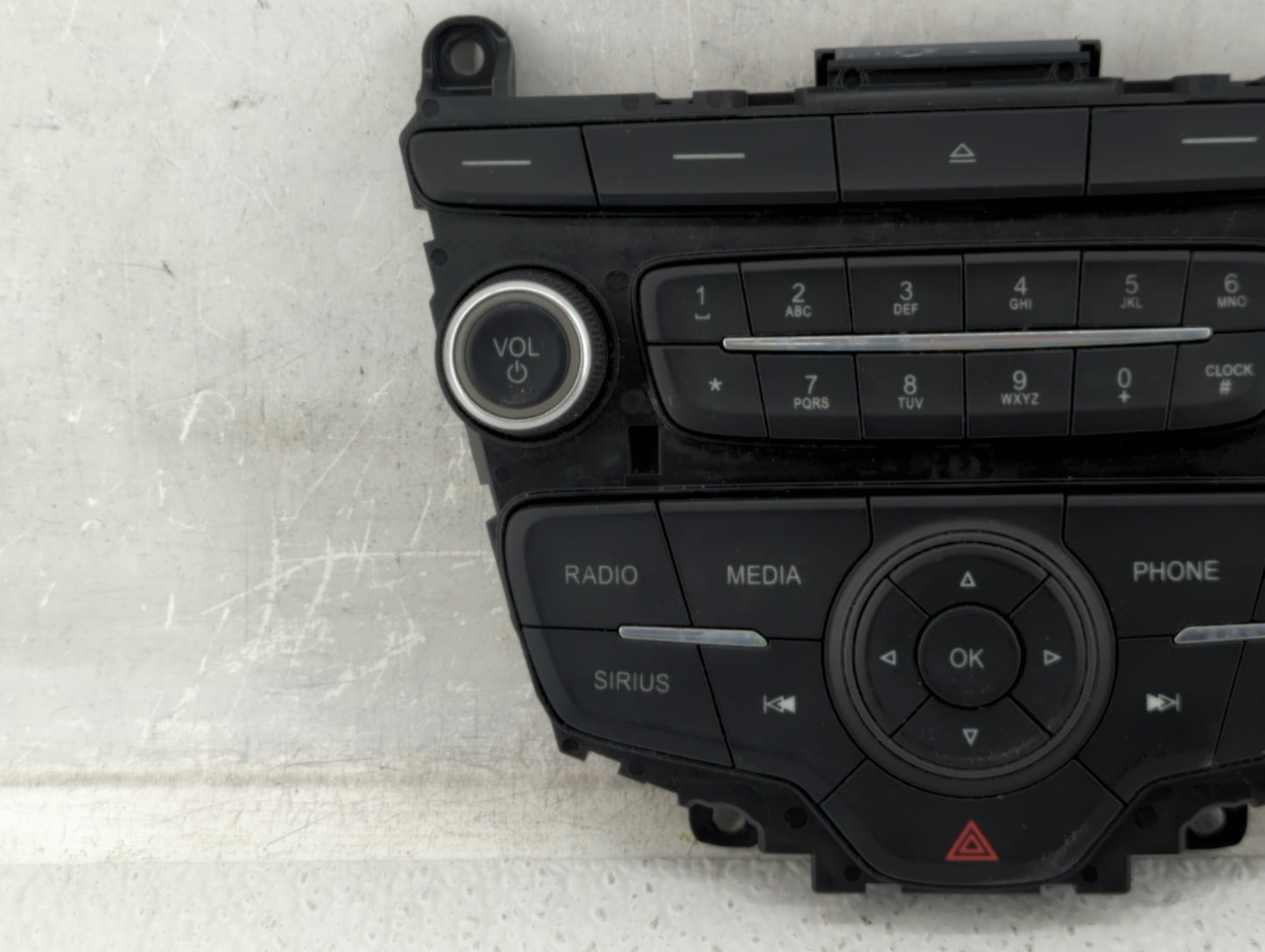 2015-2018 Ford Focus Radio AM FM Cd Player Receiver Replacement P/N:F1ET18K811KD Fits Fits 2015 2016 2017 2018 2019 OEM Used