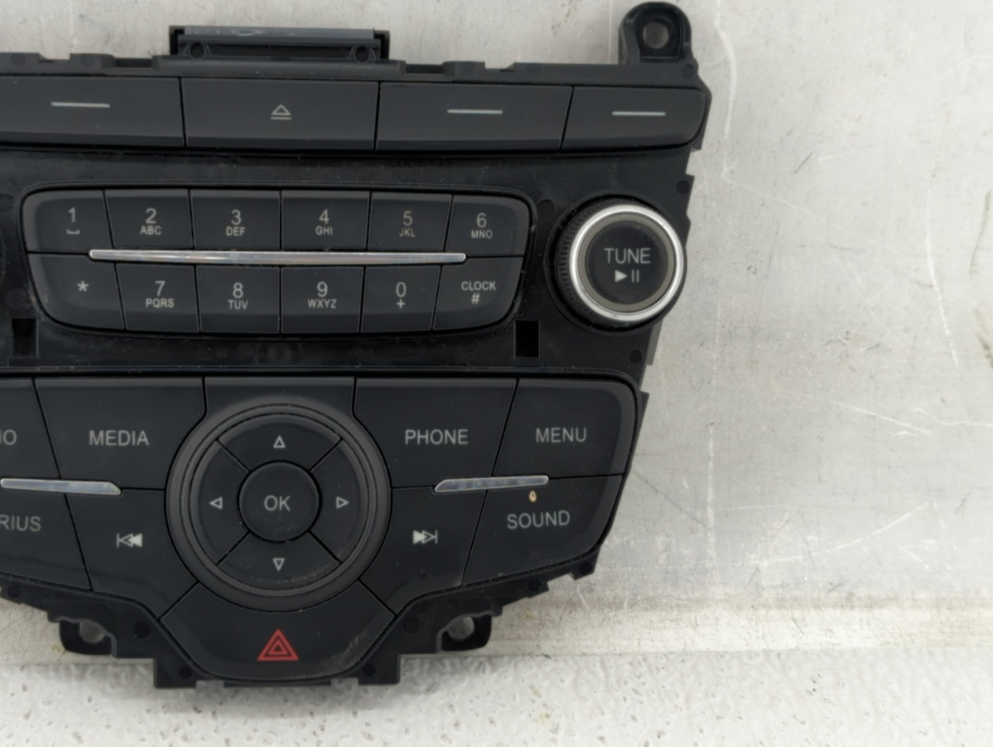 2015-2018 Ford Focus Radio AM FM Cd Player Receiver Replacement P/N:F1ET18K811KD Fits Fits 2015 2016 2017 2018 2019 OEM Used