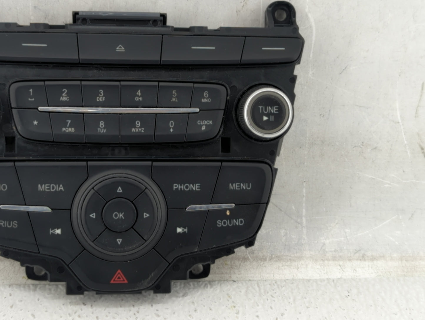 2015-2018 Ford Focus Radio AM FM Cd Player Receiver Replacement P/N:F1ET18K811KD Fits Fits 2015 2016 2017 2018 2019 OEM Used