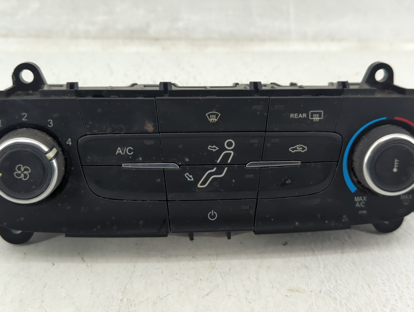 2015-2018 Ford Focus Climate Control Module Temperature AC/Heater Replacement P/N:F1ET-19980-JF Fits Fits 2015 2016 2017 201