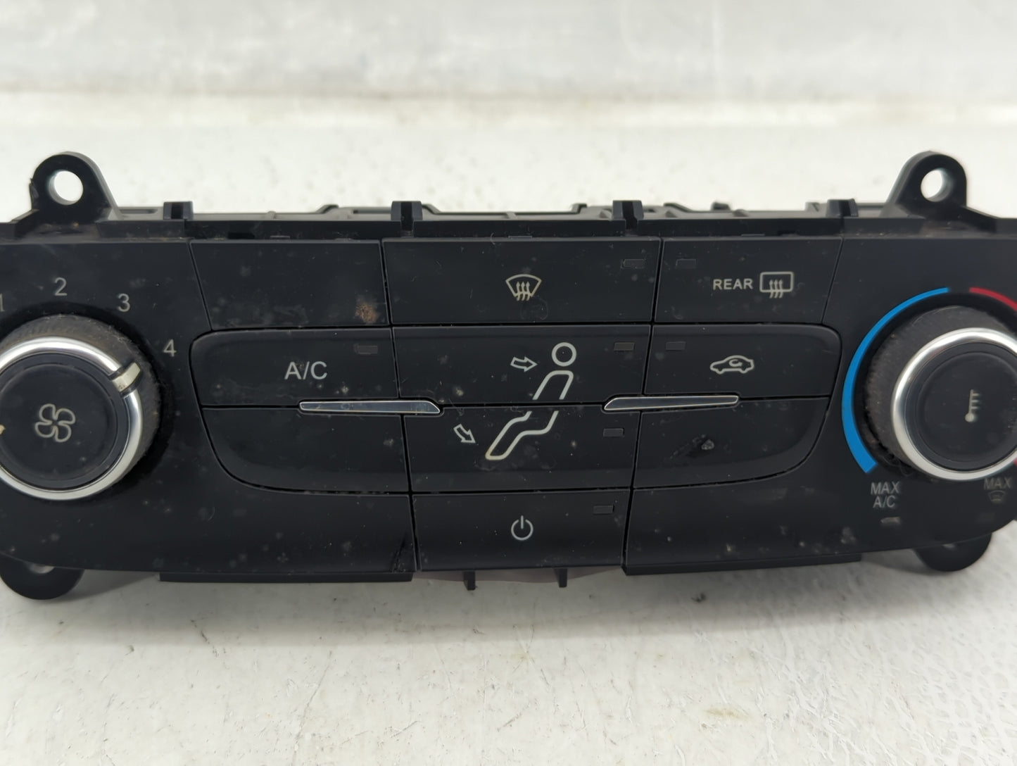 2015-2018 Ford Focus Climate Control Module Temperature AC/Heater Replacement P/N:F1ET-19980-JF Fits Fits 2015 2016 2017 201