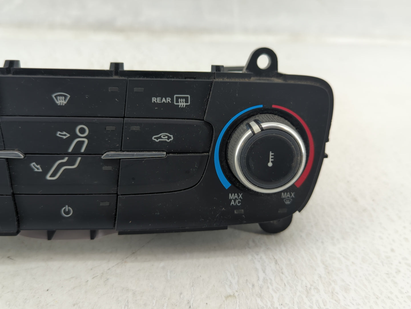 2015-2018 Ford Focus Climate Control Module Temperature AC/Heater Replacement P/N:F1ET-19980-JF F1ET-19980-JG Fits OEM Used 