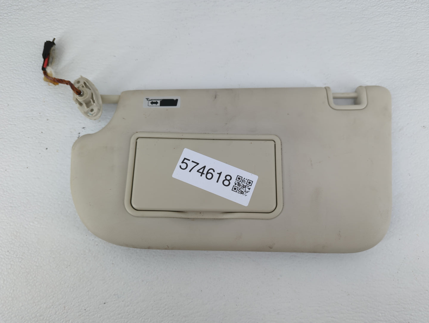 2013-2018 Ford Focus Sun Visor Shade Replacement Passenger Right Mirror Fits Fits 2013 2014 2015 2016 2017 2018 OEM Used Aut