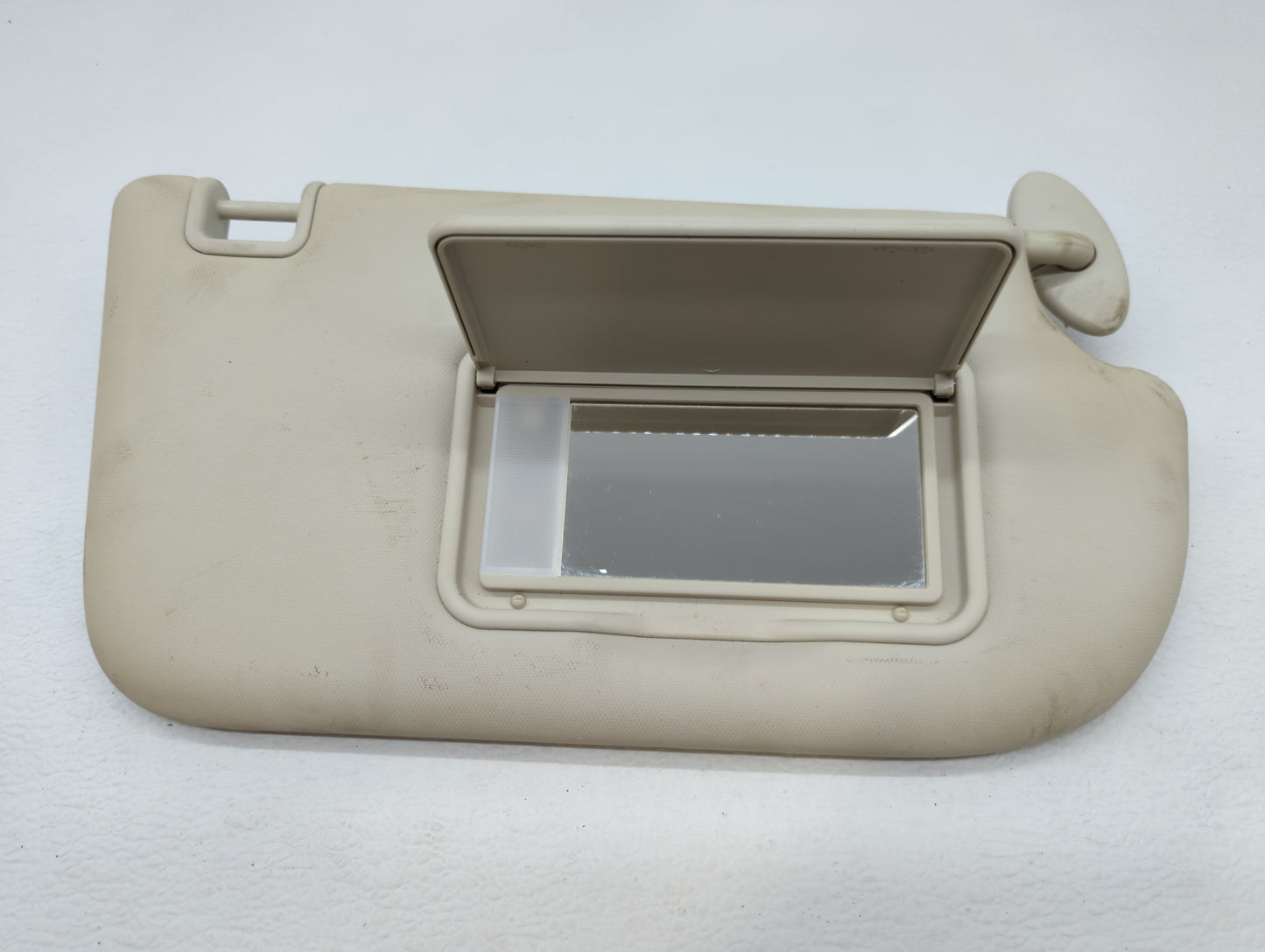 2013-2018 Ford Focus Sun Visor Shade Replacement Passenger Right Mirror Fits Fits 2013 2014 2015 2016 2017 2018 OEM Used Aut