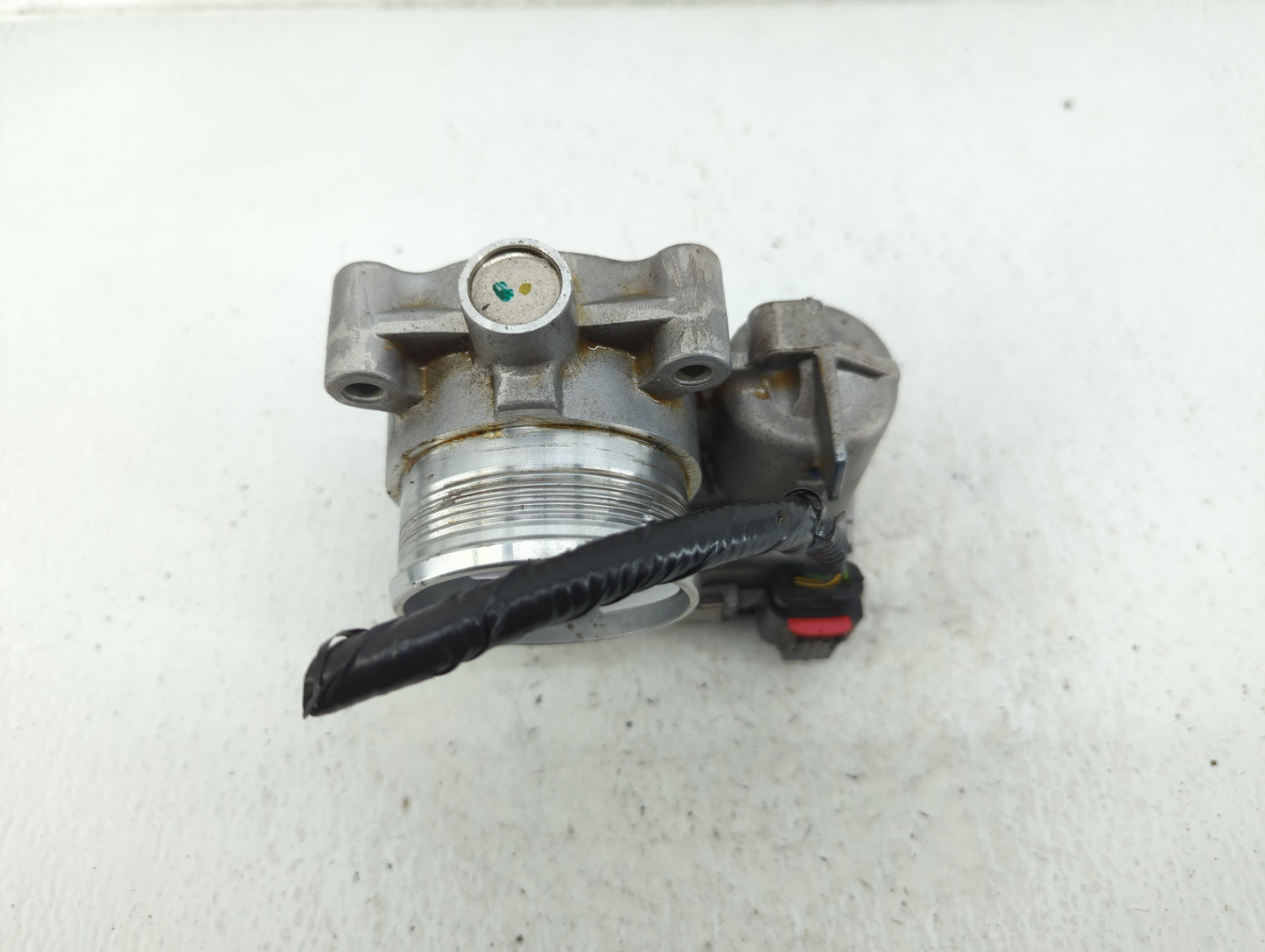 2014-2018 Ford Focus Throttle Body P/N:DS7E-9F991-BB Fits Fits 2014 2015 2016 2017 2018 2019 2020 2021 2022 OEM Used Auto Pa