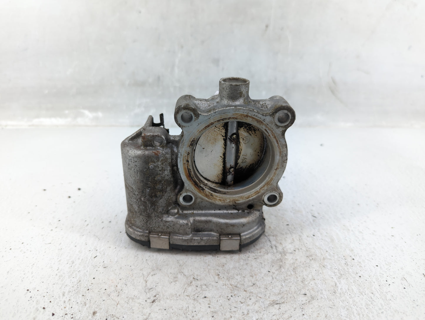 2014-2018 Ford Focus Throttle Body P/N:DS7E-9F991-BB Fits Fits 2014 2015 2016 2017 2018 2019 2020 2021 2022 OEM Used Auto Pa
