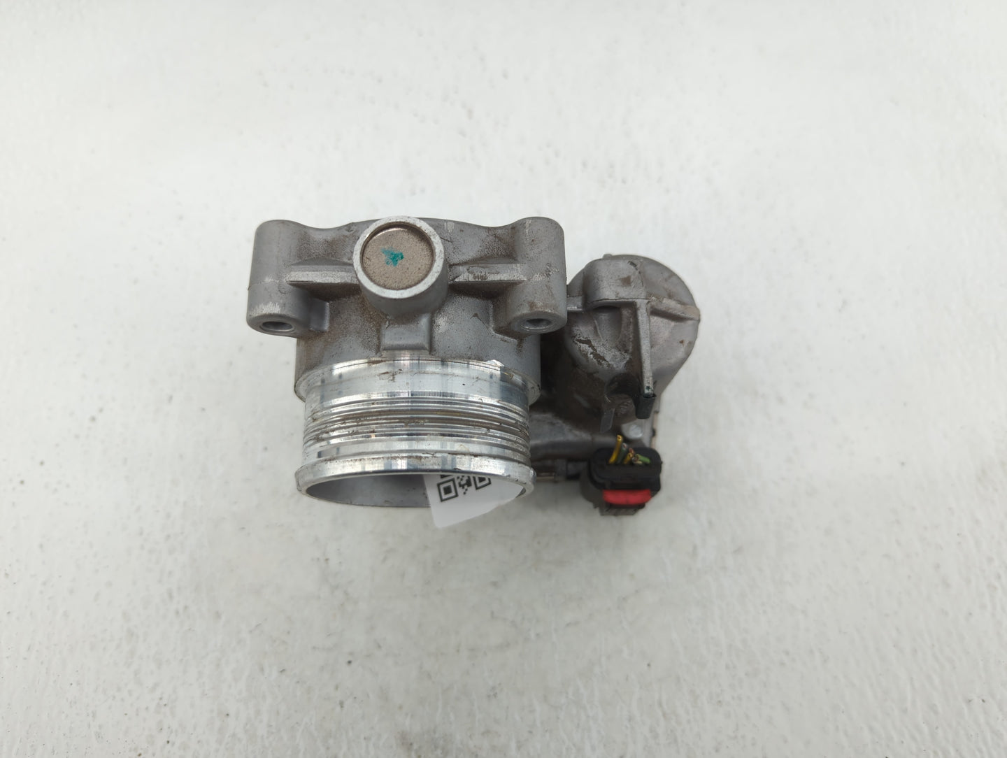 2014-2018 Ford Focus Throttle Body P/N:DS7E-9F991-BB Fits Fits 2014 2015 2016 2017 2018 2019 2020 2021 2022 OEM Used Auto Pa