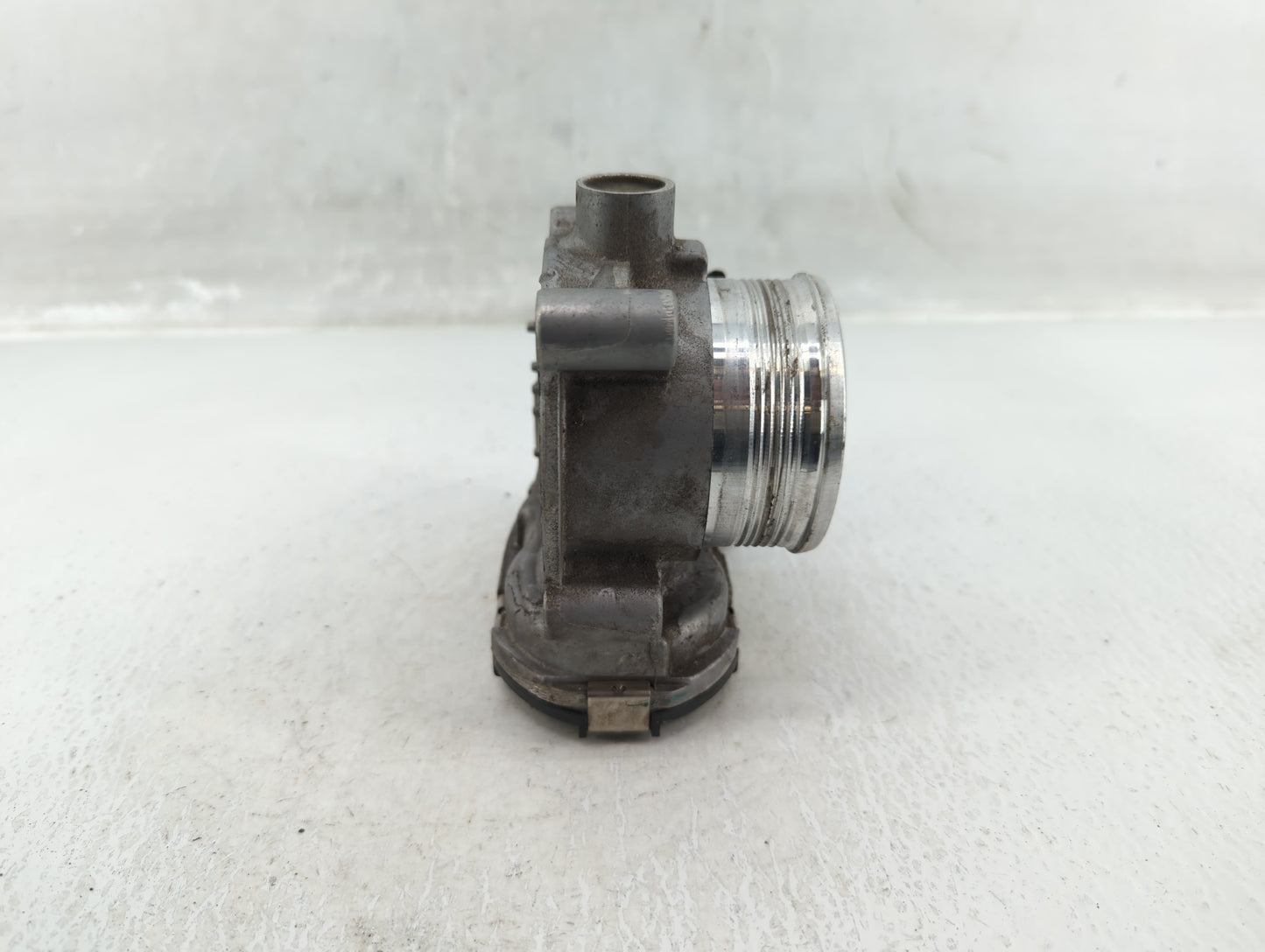 2014-2018 Ford Focus Throttle Body P/N:DS7E-9F991-BB Fits Fits 2014 2015 2016 2017 2018 2019 2020 2021 2022 OEM Used Auto Pa