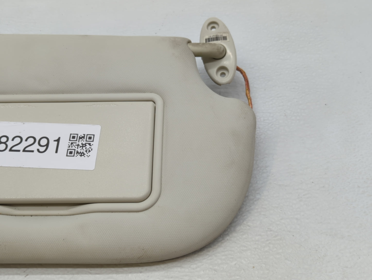 2013-2018 Ford Focus Sun Visor Shade Replacement Passenger Right Mirror Fits Fits 2013 2014 2015 2016 2017 2018 OEM Used Aut