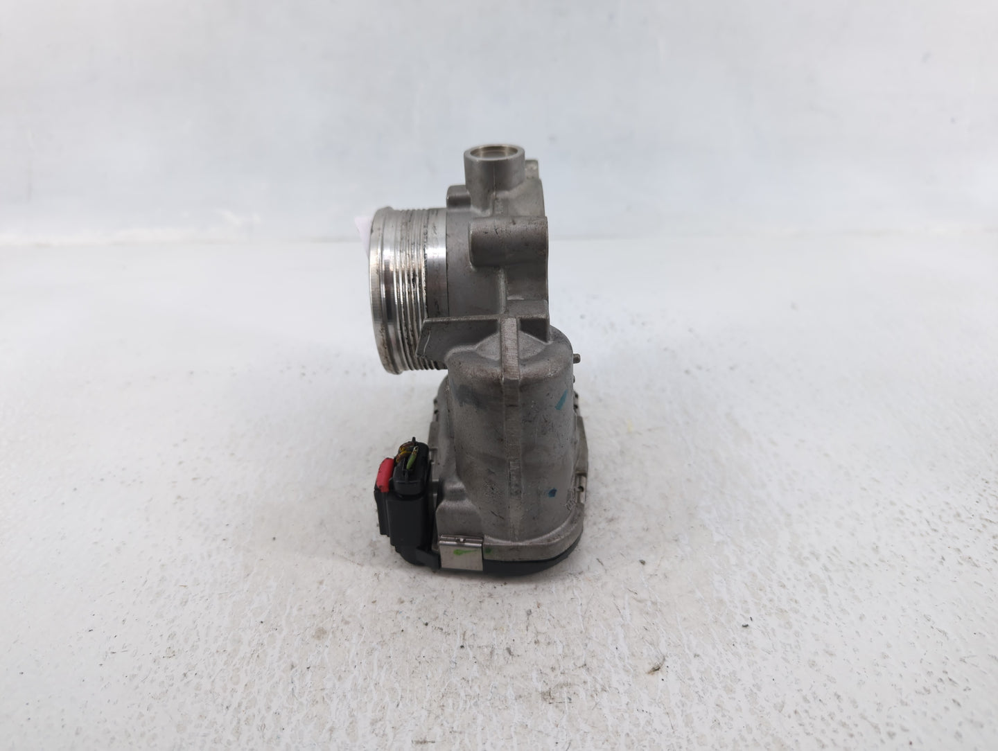 2014-2018 Ford Focus Throttle Body P/N:DS7E-9F991-BB Fits Fits 2014 2015 2016 2017 2018 2019 2020 2021 2022 OEM Used Auto Pa