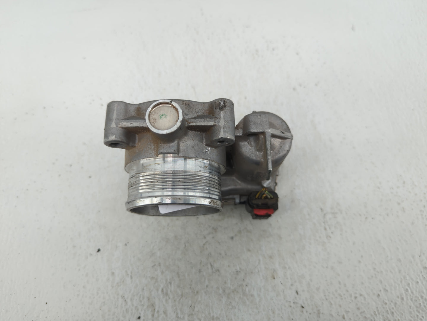 2014-2018 Ford Focus Throttle Body P/N:DS7E-9F991-BB Fits Fits 2014 2015 2016 2017 2018 2019 2020 2021 2022 OEM Used Auto Pa