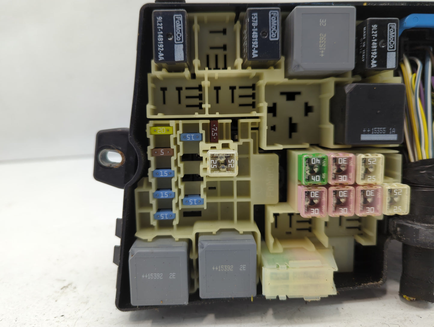 2016 Ford Focus Fusebox Fuse Box Panel Relay Module P/N:AV6T-14A067-AD Fits OEM Used Auto Parts - Oemusedautoparts1.com
