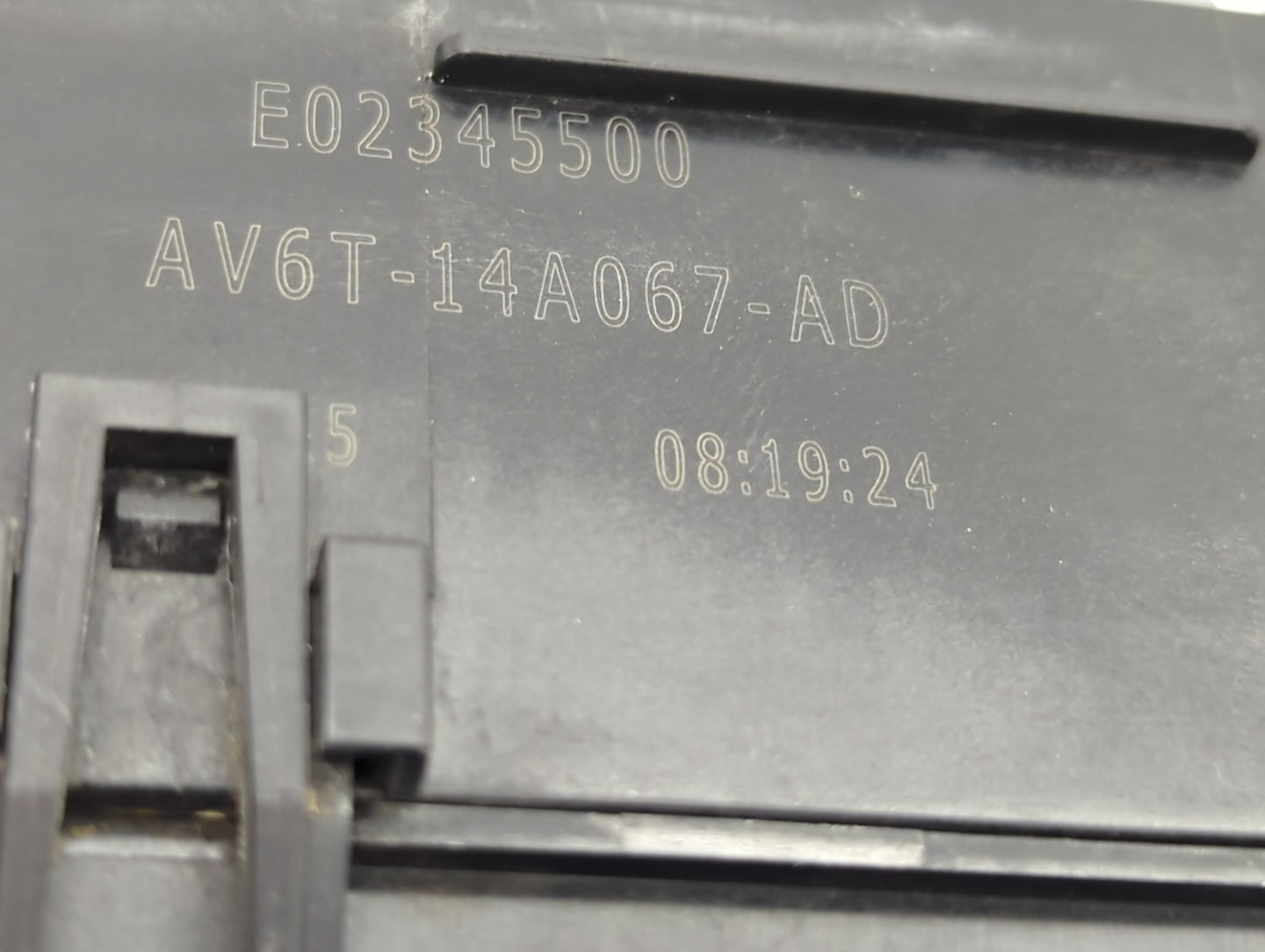 2016 Ford Focus Fusebox Fuse Box Panel Relay Module P/N:AV6T-14A067-AD Fits OEM Used Auto Parts - Oemusedautoparts1.com