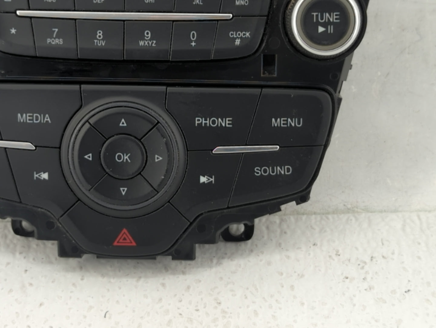 2015-2018 Ford Focus Radio AM FM Cd Player Receiver Replacement P/N:F1ET18K811KD Fits Fits 2015 2016 2017 2018 2019 OEM Used