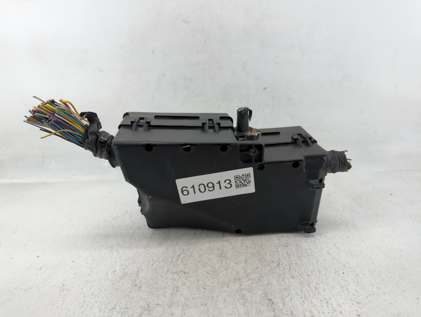 2016 Ford Focus Fusebox Fuse Box Panel Relay Module P/N:E02345500 Fits OEM Used Auto Parts - Oemusedautoparts1.com