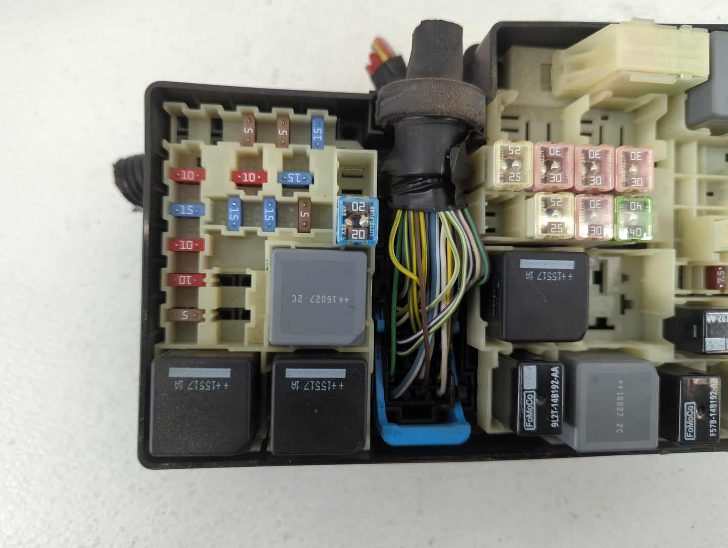 2016 Ford Focus Fusebox Fuse Box Panel Relay Module P/N:AV6T-14A067-AD Fits OEM Used Auto Parts - Oemusedautoparts1.com