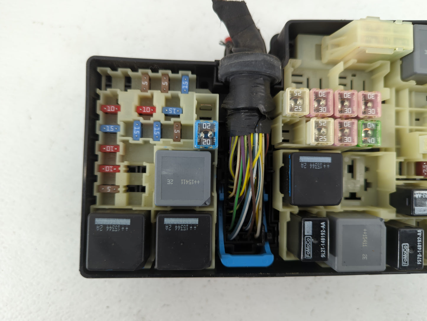 2016 Ford Focus Fusebox Fuse Box Panel Relay Module P/N:AV6T-14A067-AD Fits OEM Used Auto Parts - Oemusedautoparts1.com