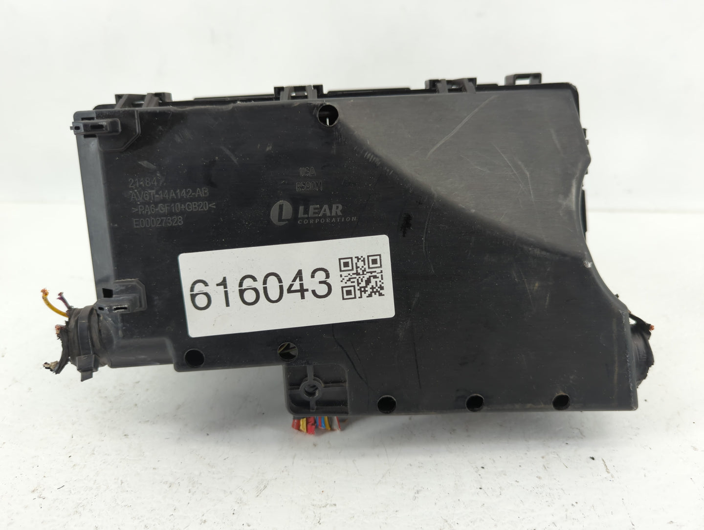 2016 Ford Focus Fusebox Fuse Box Panel Relay Module P/N:AV6T-14A067-AD Fits OEM Used Auto Parts - Oemusedautoparts1.com
