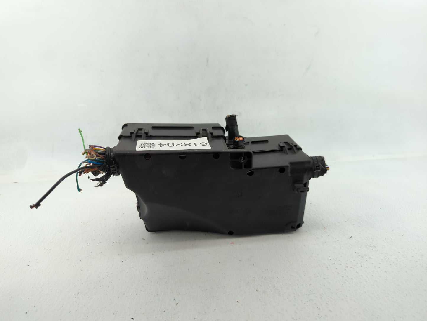 2016 Ford Focus Fusebox Fuse Box Panel Relay Module P/N:AV6T-14A067-AD Fits OEM Used Auto Parts - Oemusedautoparts1.com