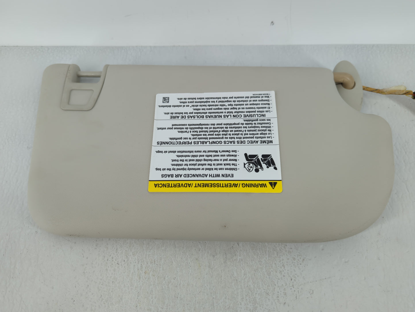 2013-2018 Ford Focus Sun Visor Shade Replacement Passenger Right Mirror Fits Fits 2013 2014 2015 2016 2017 2018 OEM Used Aut