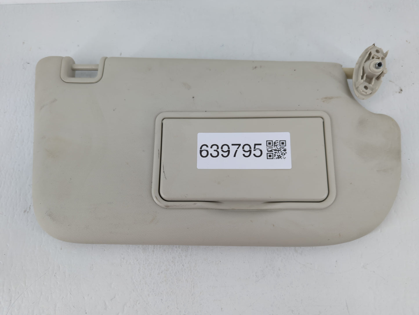2013-2018 Ford Focus Sun Visor Shade Replacement Passenger Right Mirror Fits Fits 2013 2014 2015 2016 2017 2018 OEM Used Aut