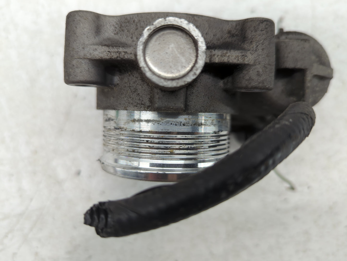 2014-2018 Ford Focus Throttle Body P/N:DS7E -9F991-BB Fits Fits 2014 2015 2016 2017 2018 2019 2020 2021 2022 OEM Used Auto P
