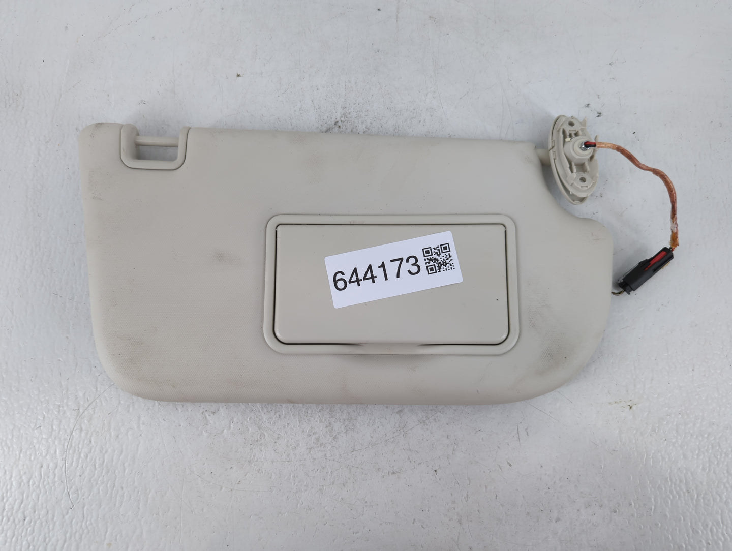 2013-2018 Ford Focus Sun Visor Shade Replacement Passenger Right Mirror Fits Fits 2013 2014 2015 2016 2017 2018 OEM Used Aut
