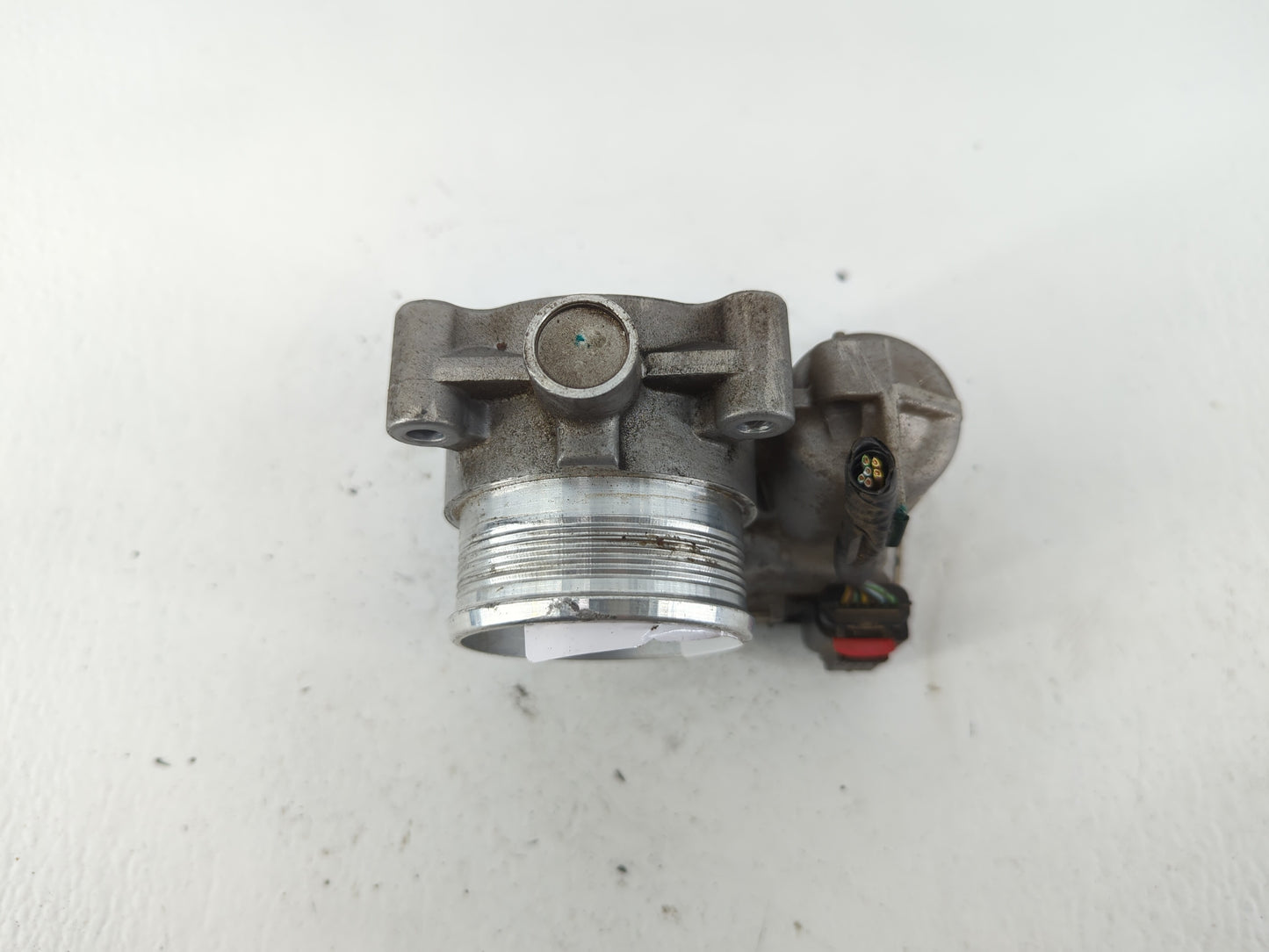 2015-2018 Ford Focus Throttle Body P/N:DS7E-9F991-BB Fits Fits 2014 2015 2016 2017 2018 OEM Used Auto Parts - Oemusedautopar