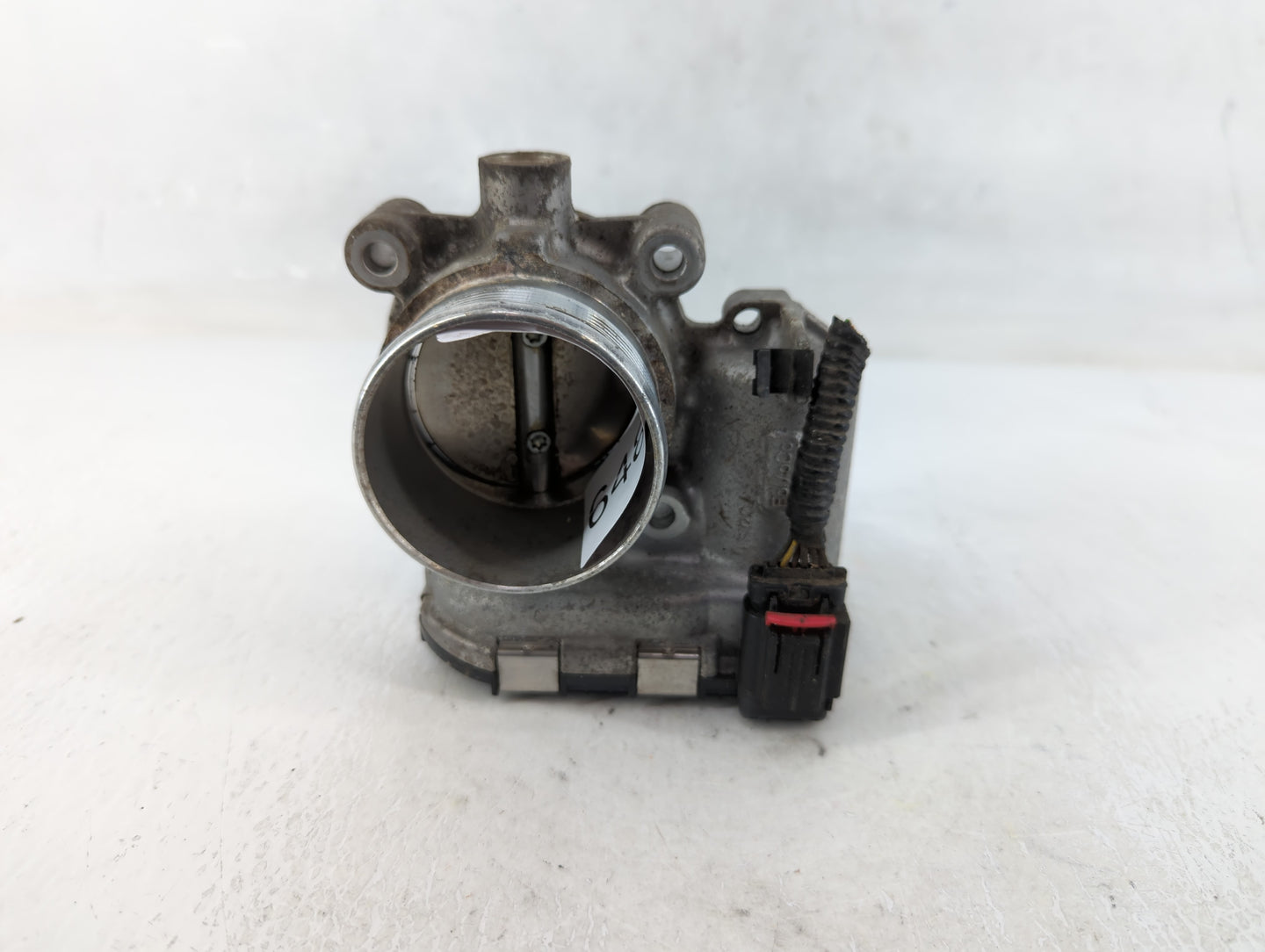 2014-2018 Ford Focus Throttle Body P/N:DS7E-9F991-BB Fits Fits 2014 2015 2016 2017 2018 2019 2020 2021 2022 OEM Used Auto Pa