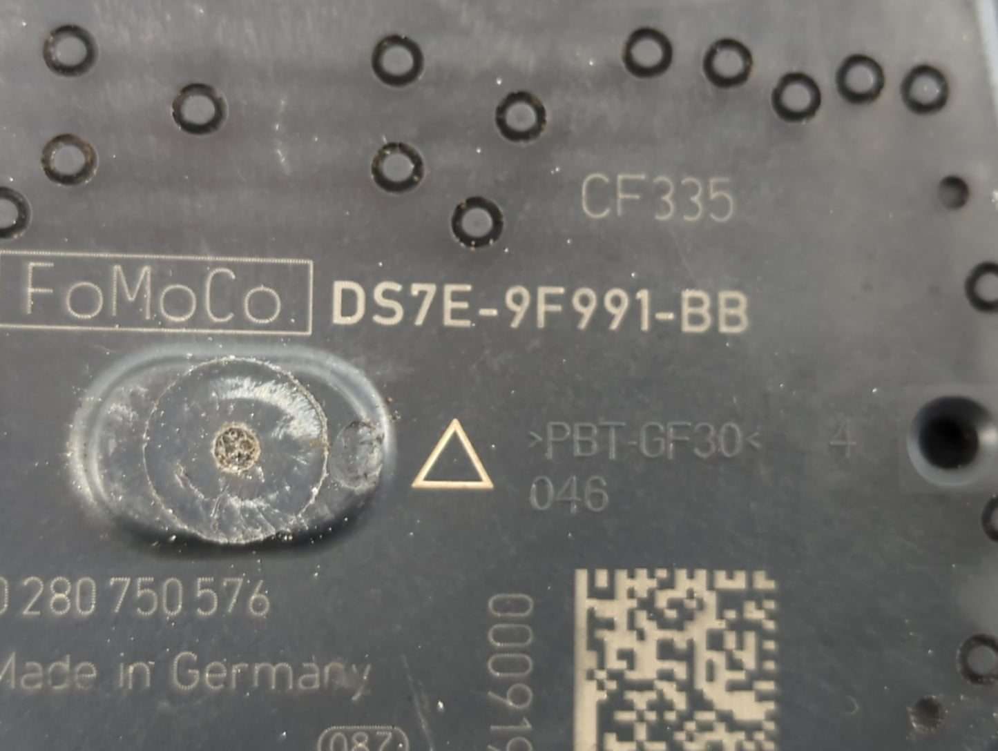 2014-2018 Ford Focus Throttle Body P/N:DS7E-9F991-BB Fits Fits 2014 2015 2016 2017 2018 2019 2020 2021 2022 OEM Used Auto Pa