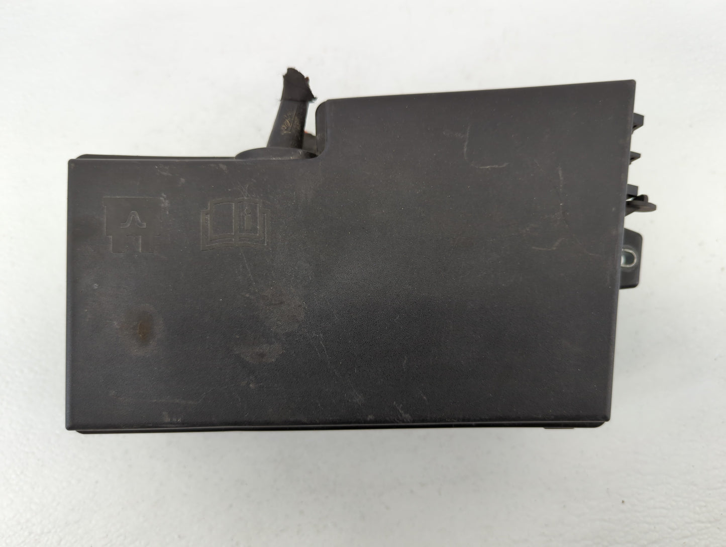 2016 Ford Focus Fusebox Fuse Box Panel Relay Module P/N:E02345500 AV6T-14A067-AD Fits OEM Used Auto Parts - Oemusedautoparts