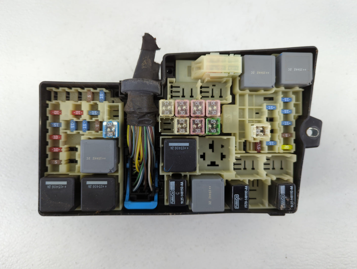 2016 Ford Focus Fusebox Fuse Box Panel Relay Module P/N:E02345500 AV6T-14A067-AD Fits OEM Used Auto Parts - Oemusedautoparts