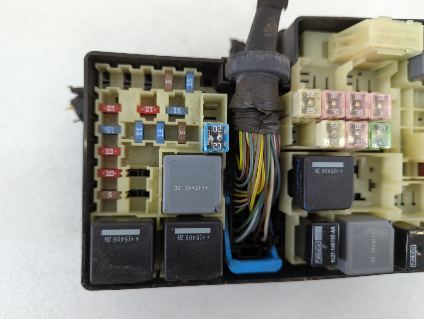 2016 Ford Focus Fusebox Fuse Box Panel Relay Module P/N:E02345500 AV6T-14A067-AD Fits OEM Used Auto Parts - Oemusedautoparts